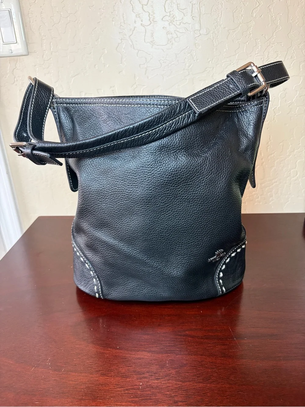 Daniela Moda Black Italian Leather Shoulder Hobo Bag